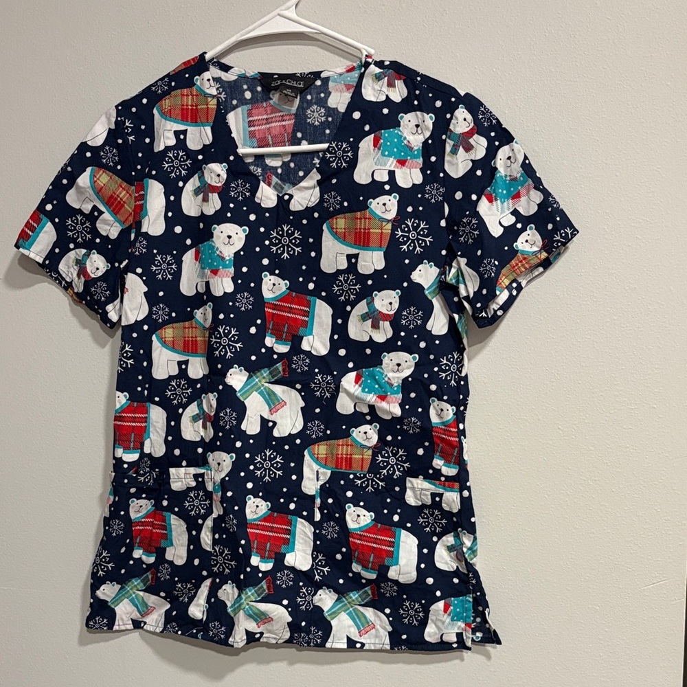 Polar Bear Print Scrub Top